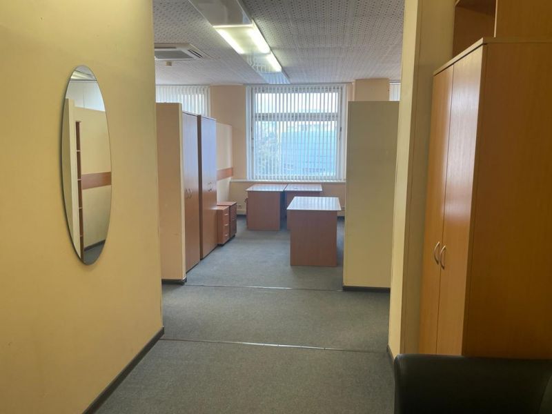 Снять  коммерческую недвижимость