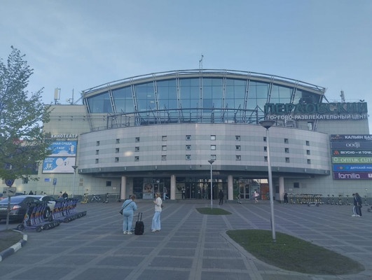 Снять  торговое помещение