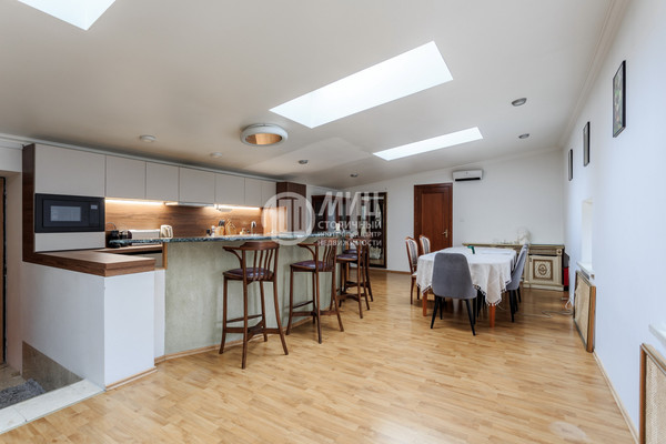 Купить 3-комнатную квартиру