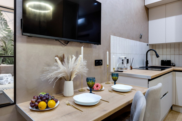 Купить --комнатную квартиру